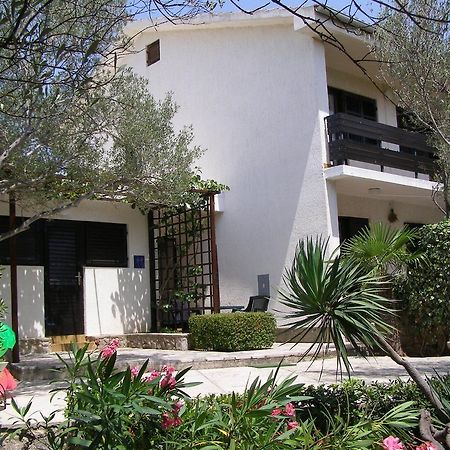 Apartments Dunoti Кърк Екстериор снимка
