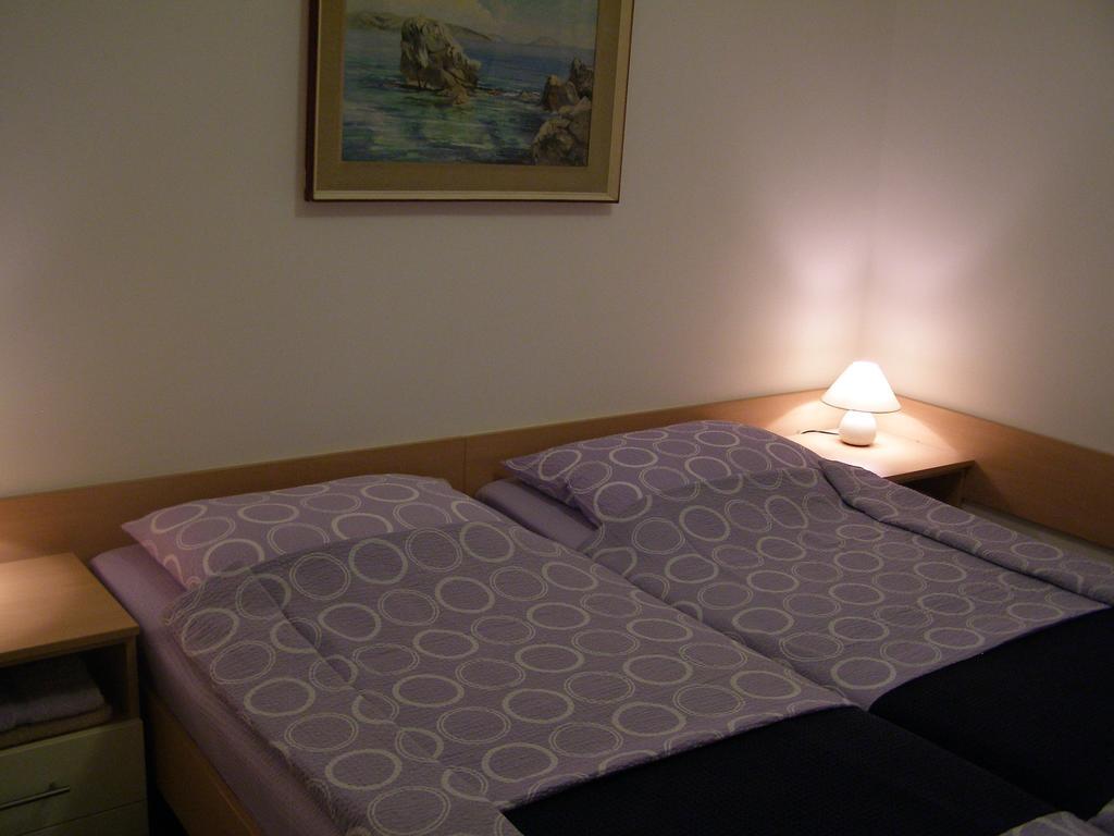 Apartments Dunoti Кърк Стая снимка